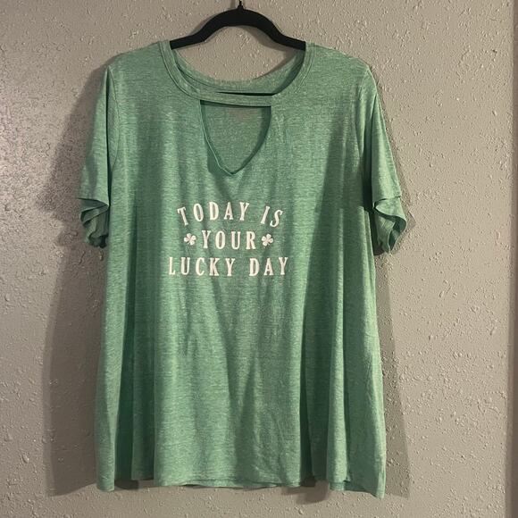 Lane Bryant Women's 18/20 Green "Today Is Your Lucky Day" V Neck T Shirt Irish - Picture 1 of 5